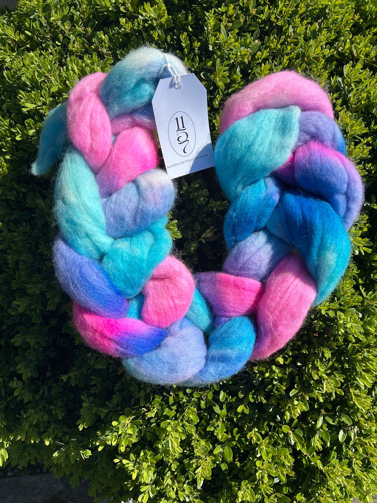 Hand Dyed Merino Wool Roving for Spinning, Felting | Frostbitten (50-100g)