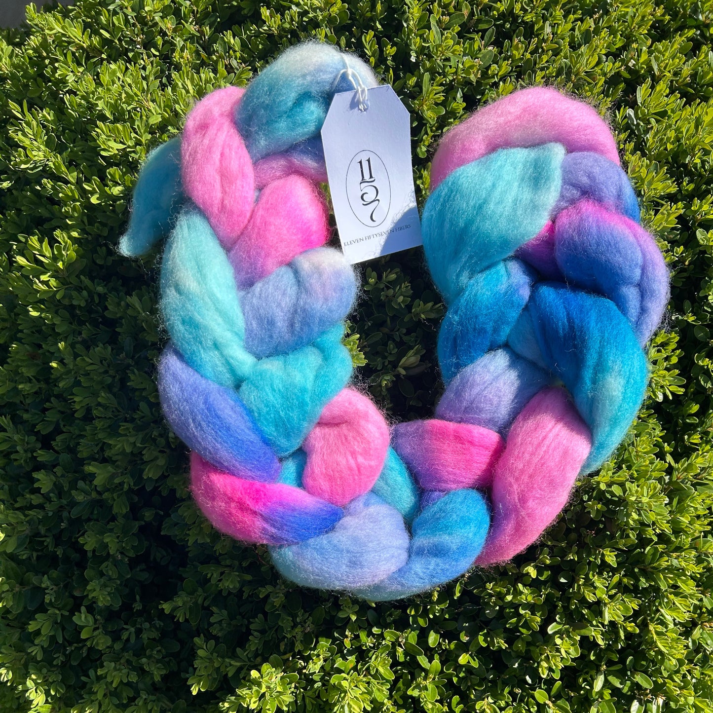 Hand Dyed Merino Wool Roving for Spinning, Felting | Frostbitten (50-100g)