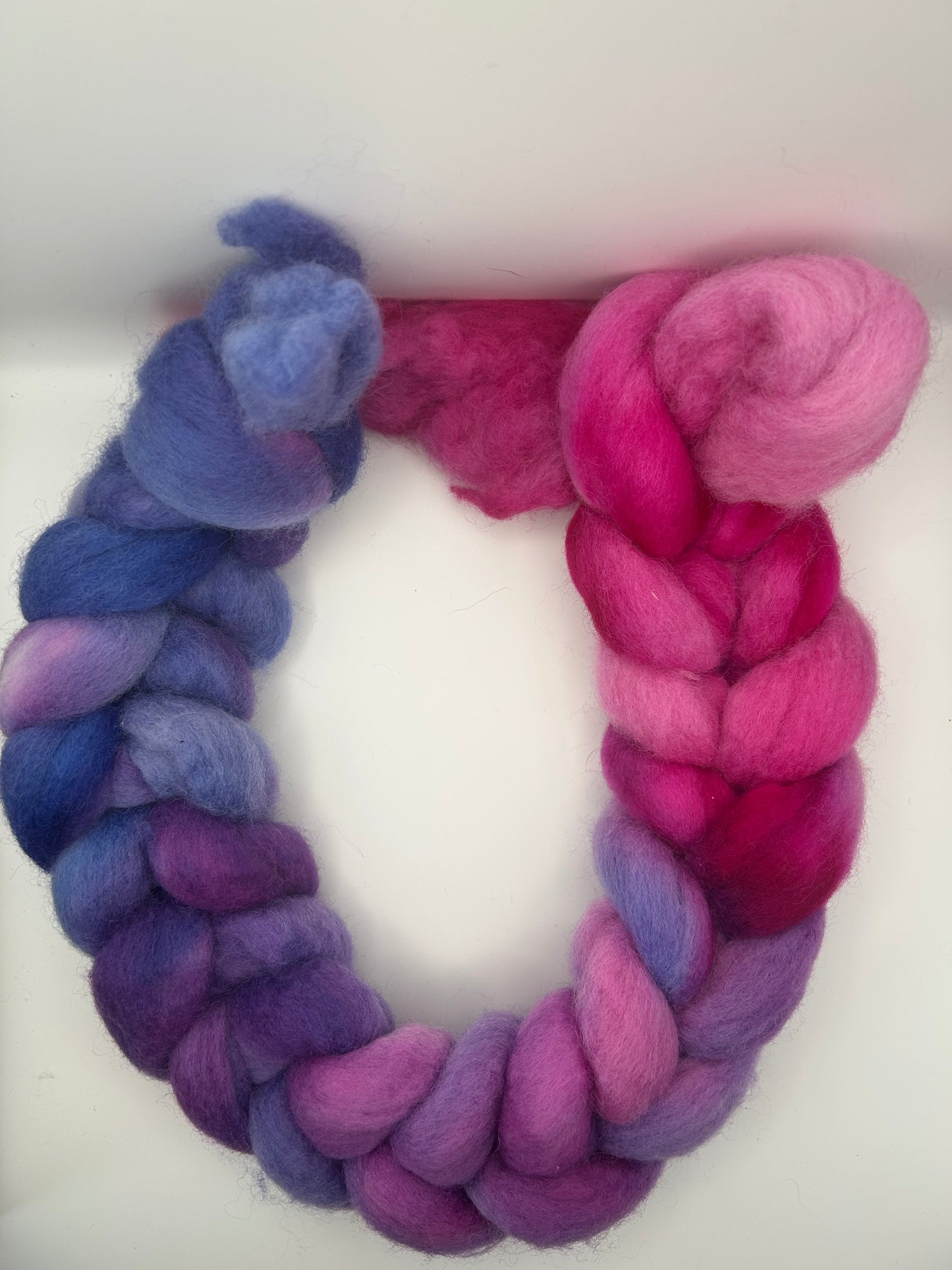 Hand Dyed Falkland Wool Roving for Spinning, Felting (50-100g) | Hydrangea