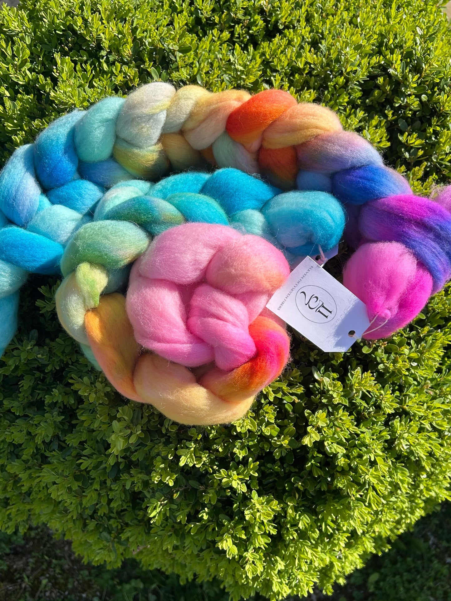Hand Dyed Merino Wool Roving for Spinning, Felting (50-100g) | Sunset